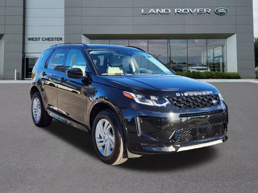2024 Land Rover Discovery Sport S photo 1