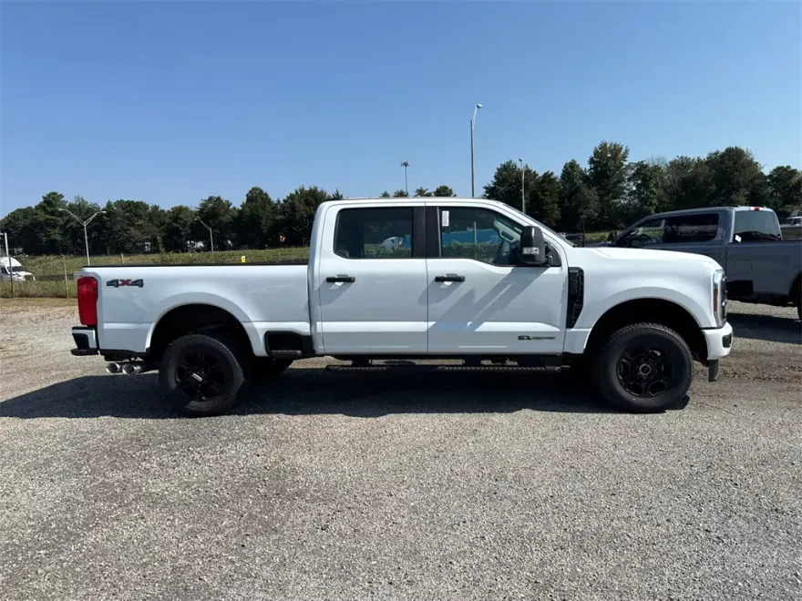 2026 Ford F-250 XL photo 1