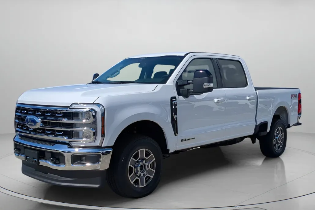 2025 Ford F-250 Lariat photo 1