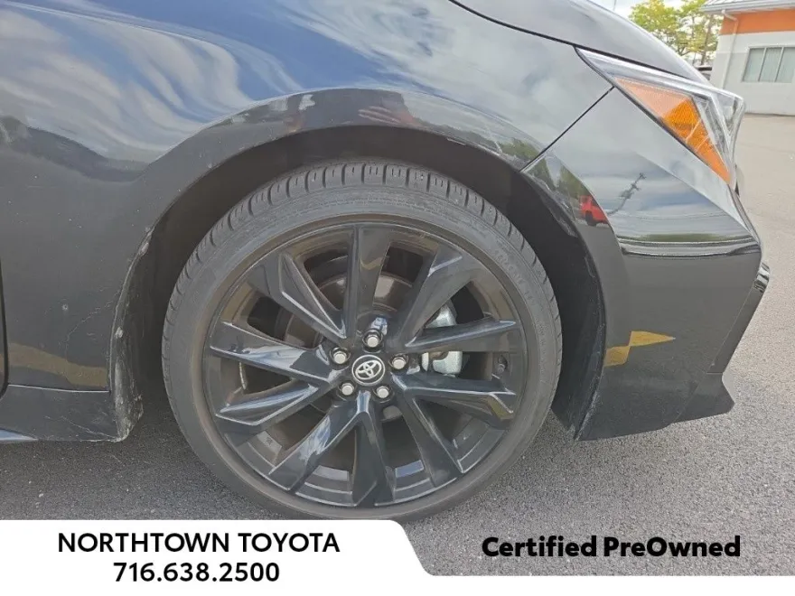 2022 Toyota Corolla SE photo 1