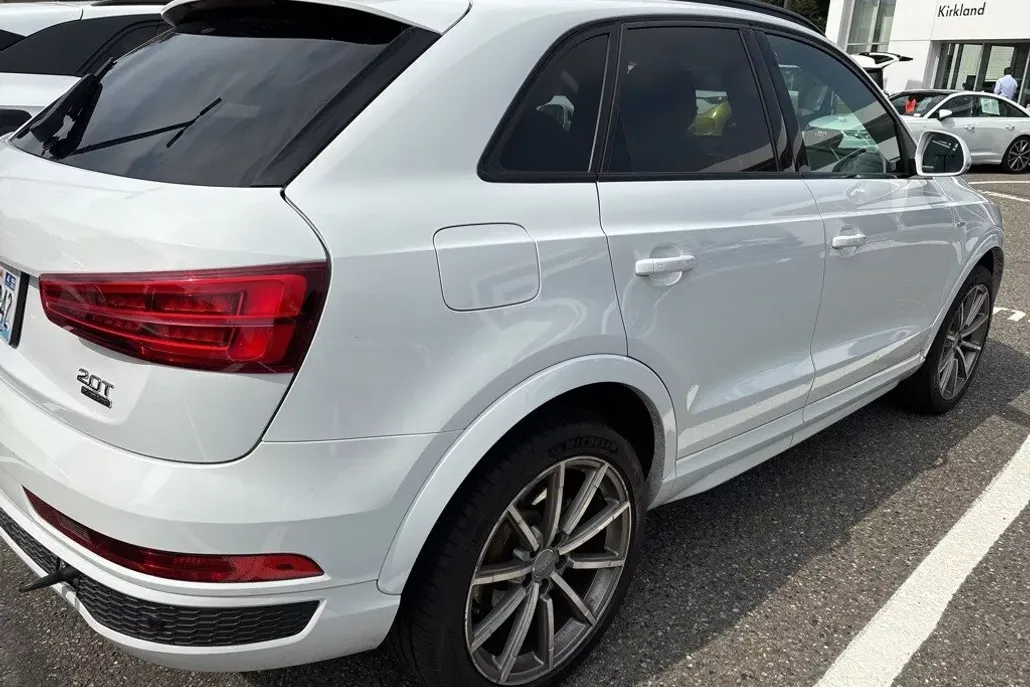 2017 Audi Q3 Prestige photo 1