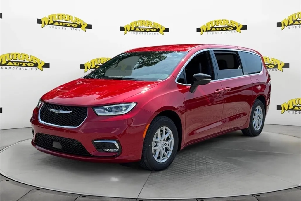 2025 Chrysler Pacifica photo 1