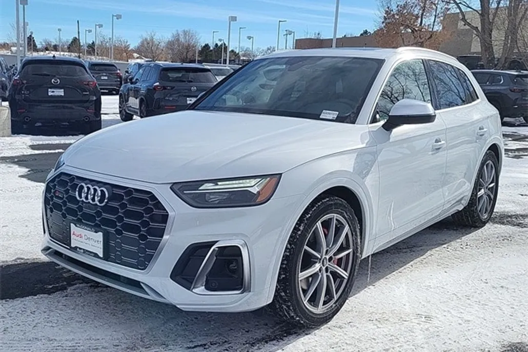2025 Audi SQ5 Premium Plus photo 1