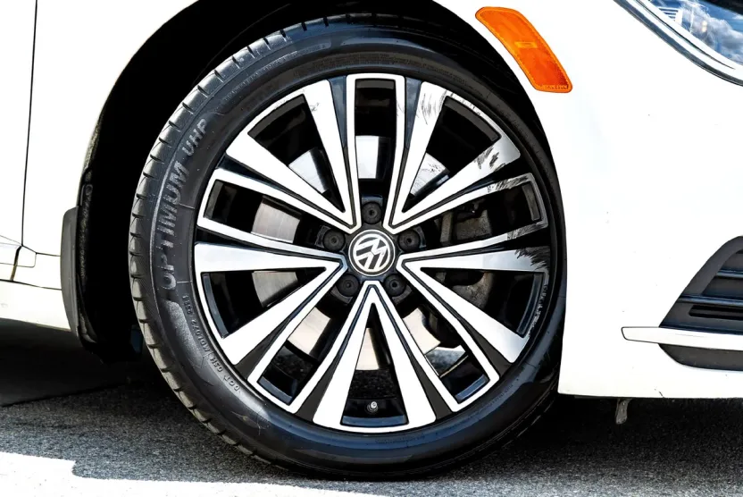 2020 Volkswagen Arteon SE photo 1