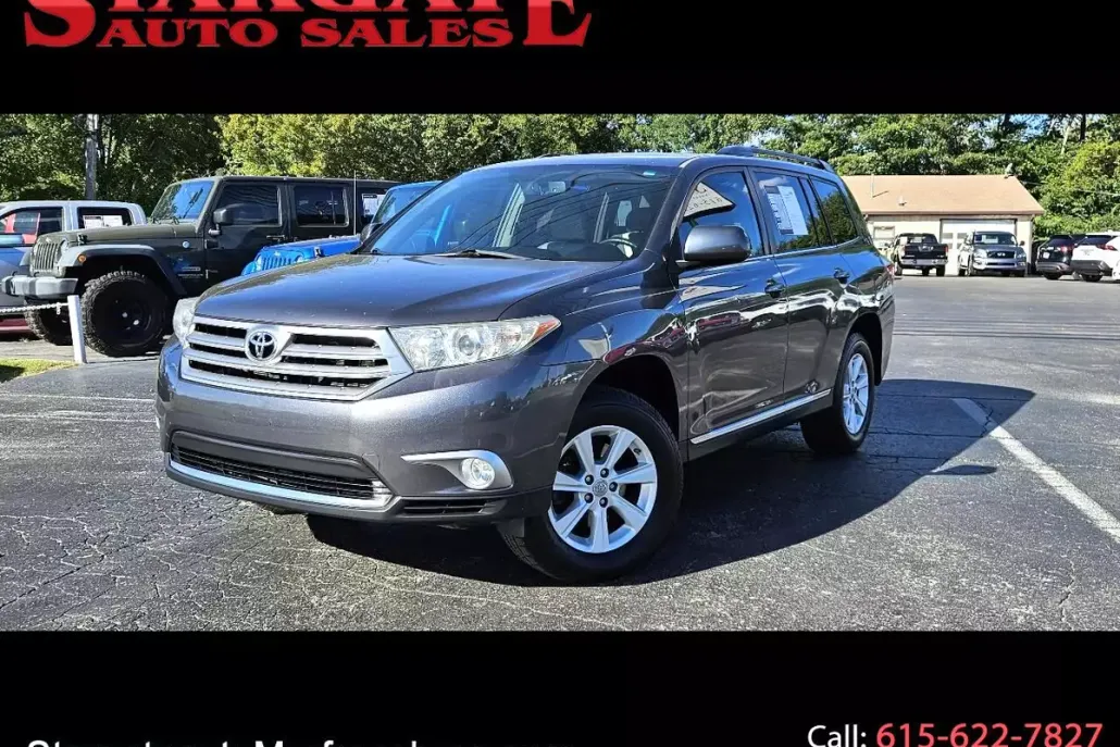 2011 Toyota Highlander SE photo 1