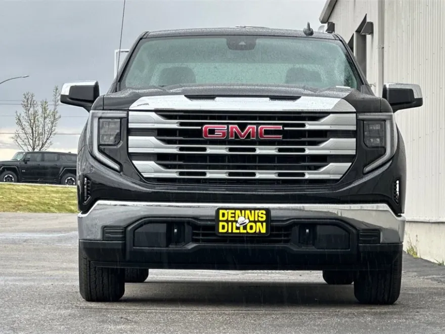2025 Gmc Sierra 1500 SLE photo 3