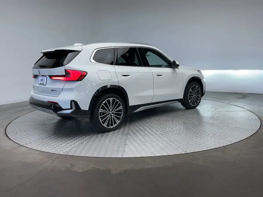2025 Bmw X1 XDrive28i photo 1
