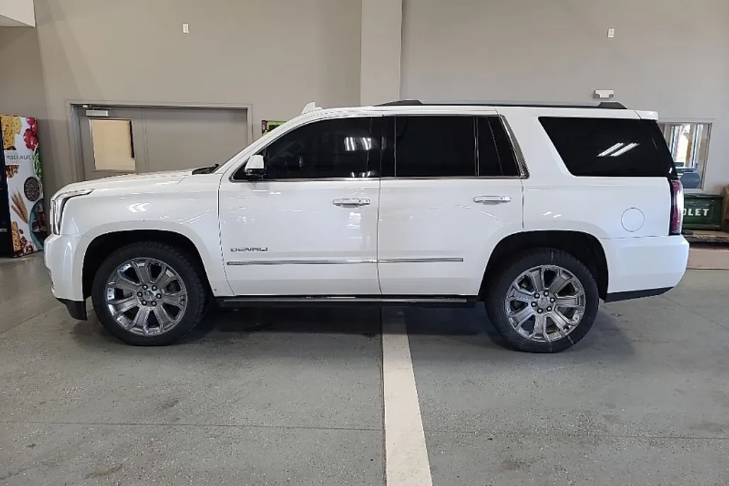2016 Gmc Yukon Denali photo 1