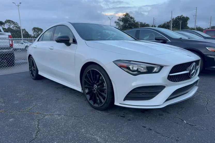 2020 Mercedes Benz CLA 250 photo 1