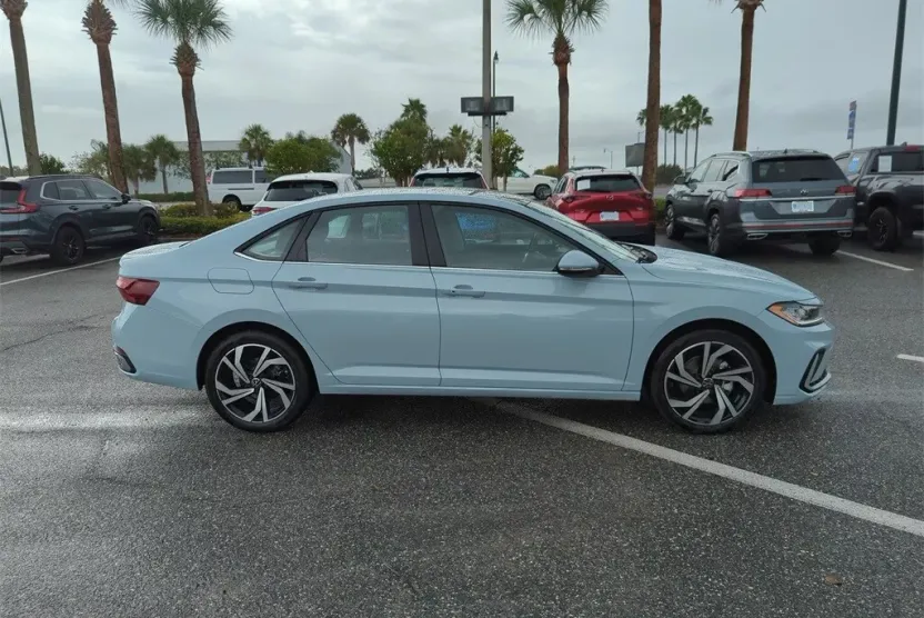 2026 Volkswagen Jetta 1.5T SEL photo 1