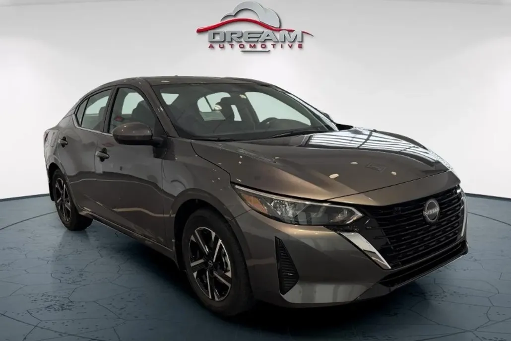 2025 Nissan Sentra SV photo 1