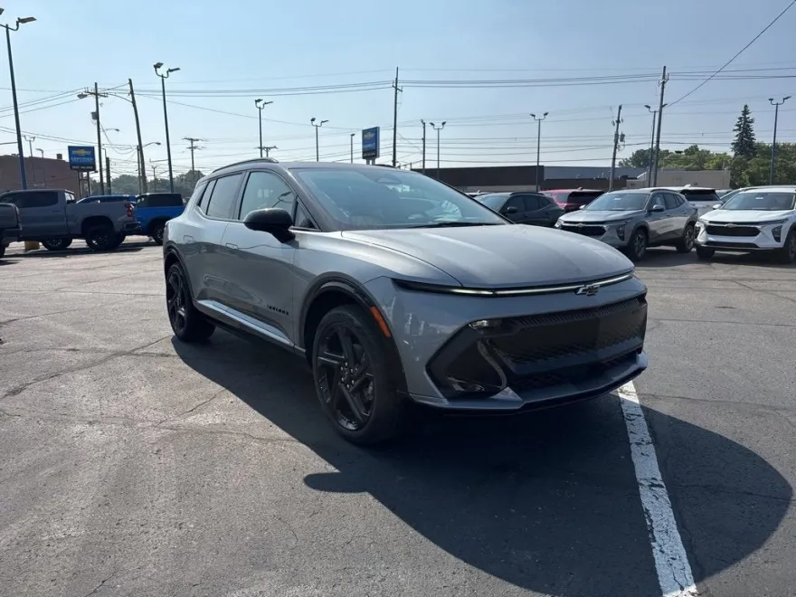 2025 Chevrolet Equinox EV 3RS photo 1
