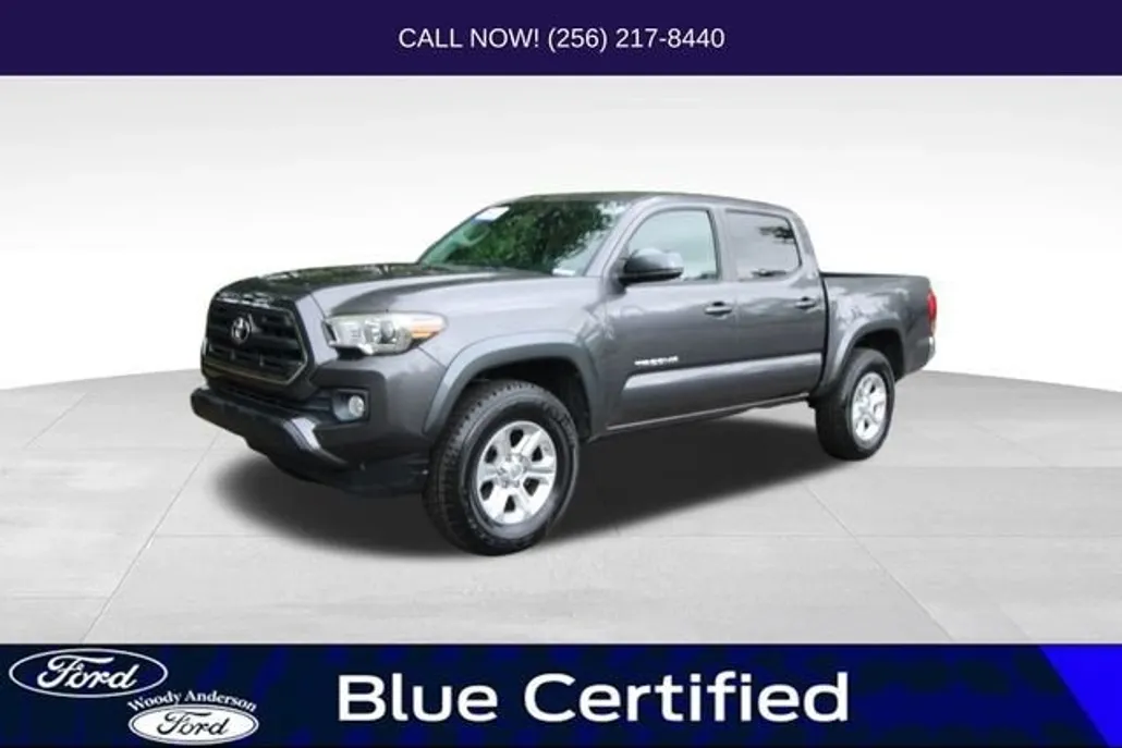 2017 Toyota Tacoma SR5 photo 1