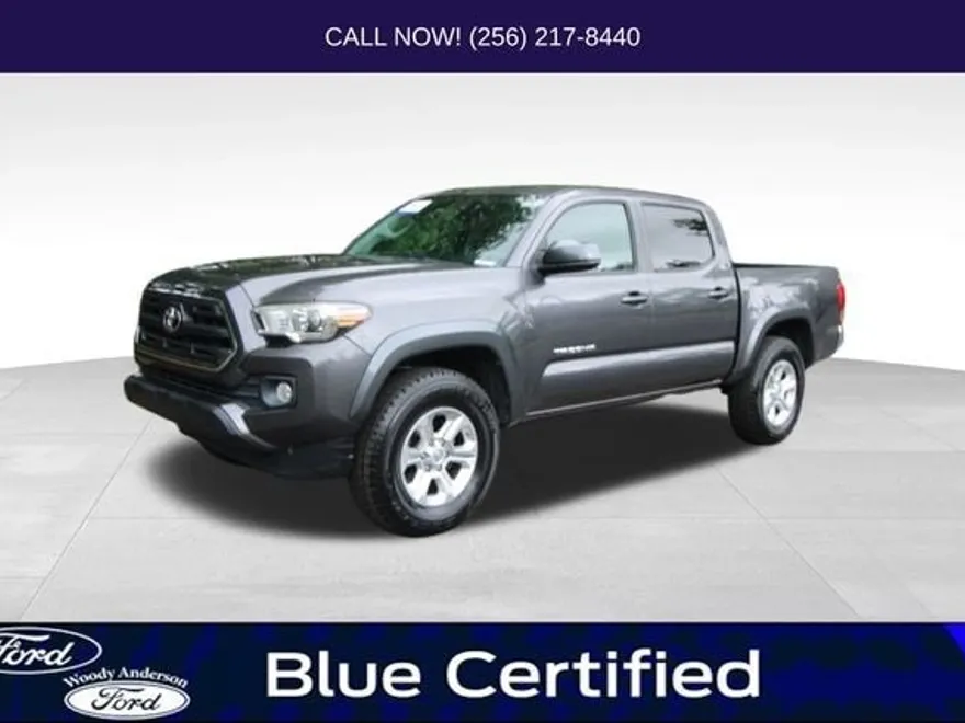 2017 Toyota Tacoma SR5 photo 1