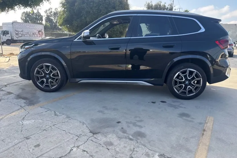 2023 Bmw X1 XDrive28i photo 1