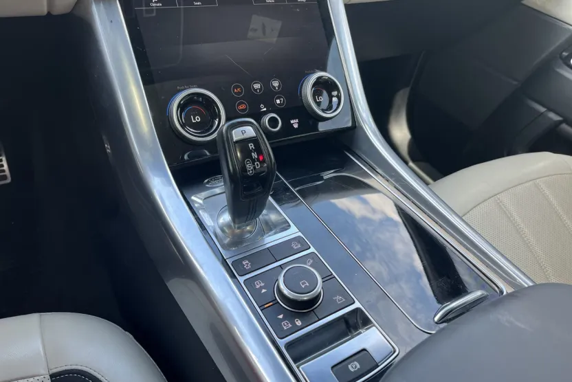 2022 Land Rover Range Rover Sport HSE Dynamic photo 1