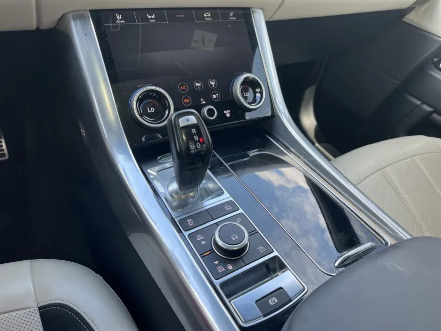 2022 Land Rover Range Rover Sport HSE Dynamic photo 1