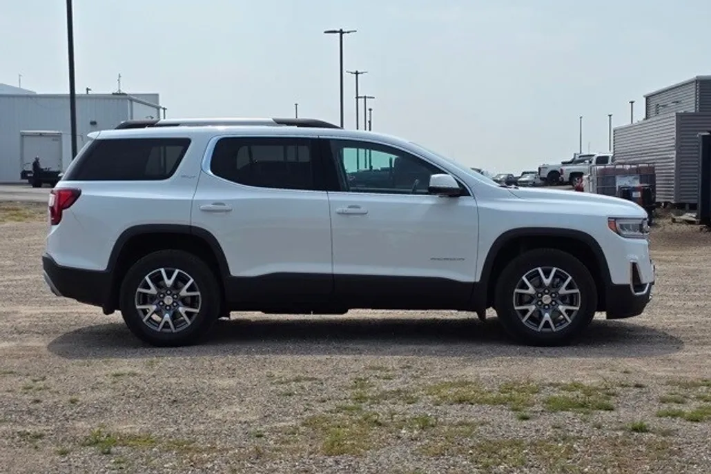 2022 Gmc Acadia SLT photo 1