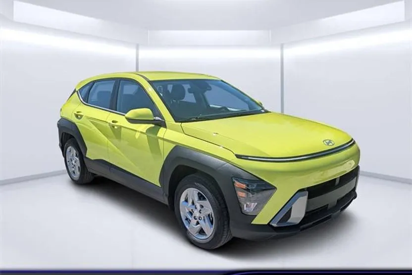 2026 Hyundai Kona SE photo 1