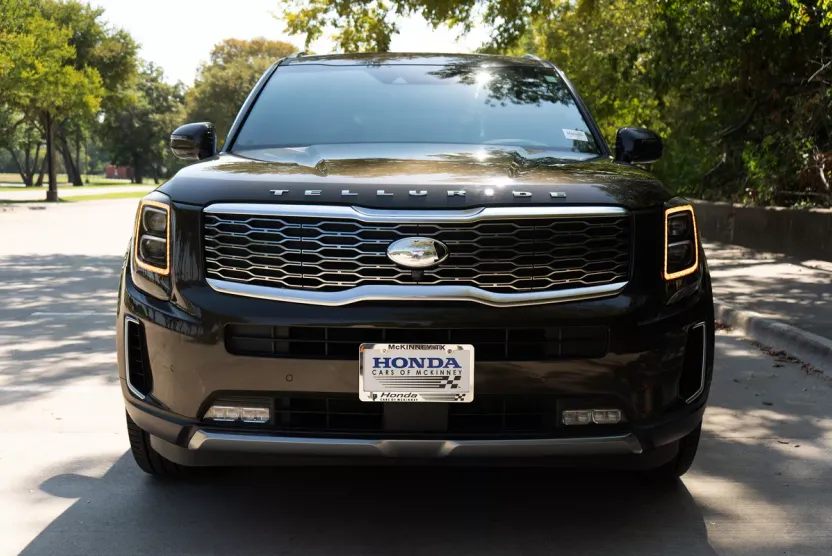 2020 Kia Telluride SX photo 1