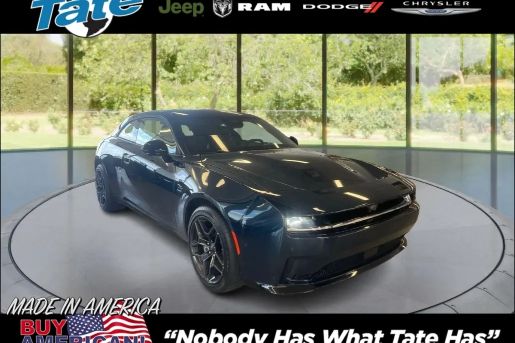 2024 Dodge Charger Daytona R/T AWD photo 1