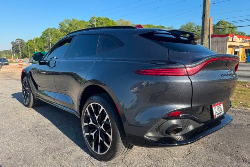 2021 Aston Martin DBX AM8 photo 1
