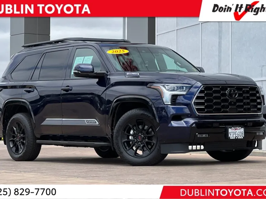 2025 Toyota Sequoia Platinum photo 1