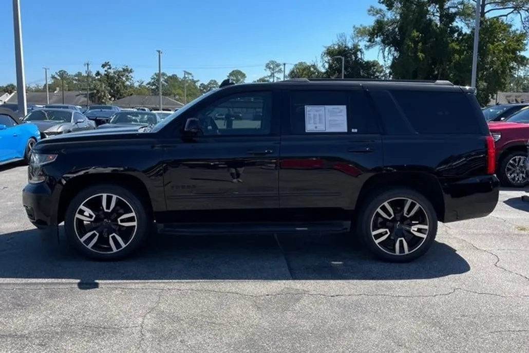2018 Chevrolet Tahoe Premier photo 1
