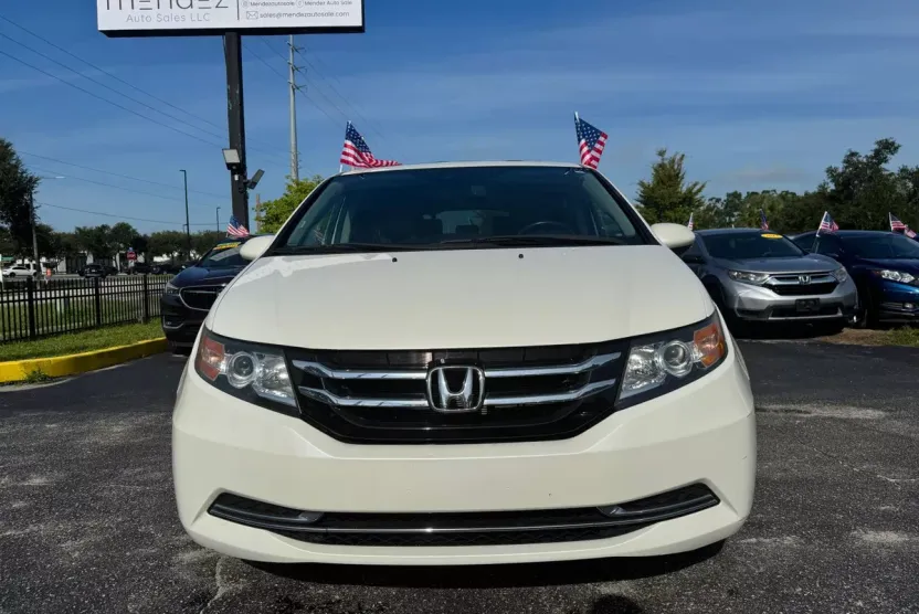 2016 Honda Odyssey EX-L photo 1