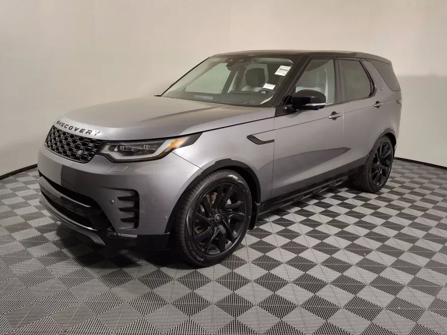 2025 Land Rover Discovery SE photo 1