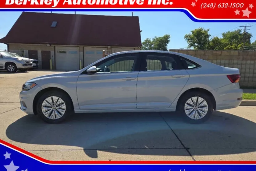 2019 Volkswagen Jetta S photo 1