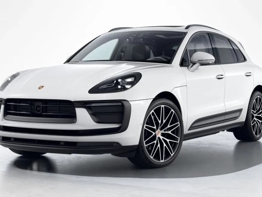 2026 Porsche Macan T photo 1