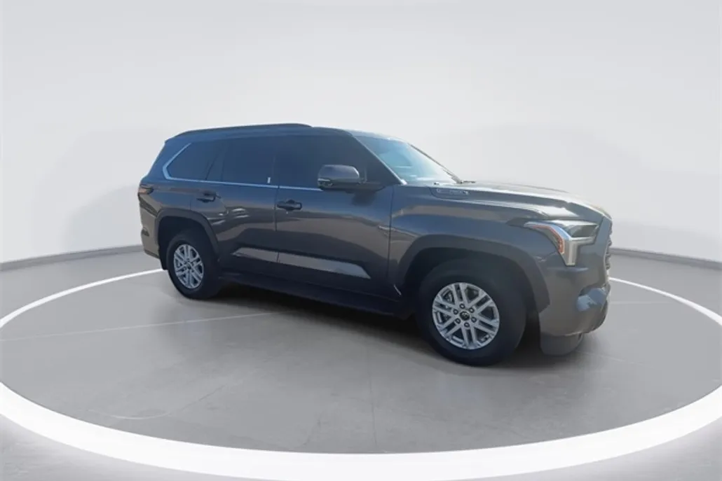2023 Toyota Sequoia SR5 Sport photo 1