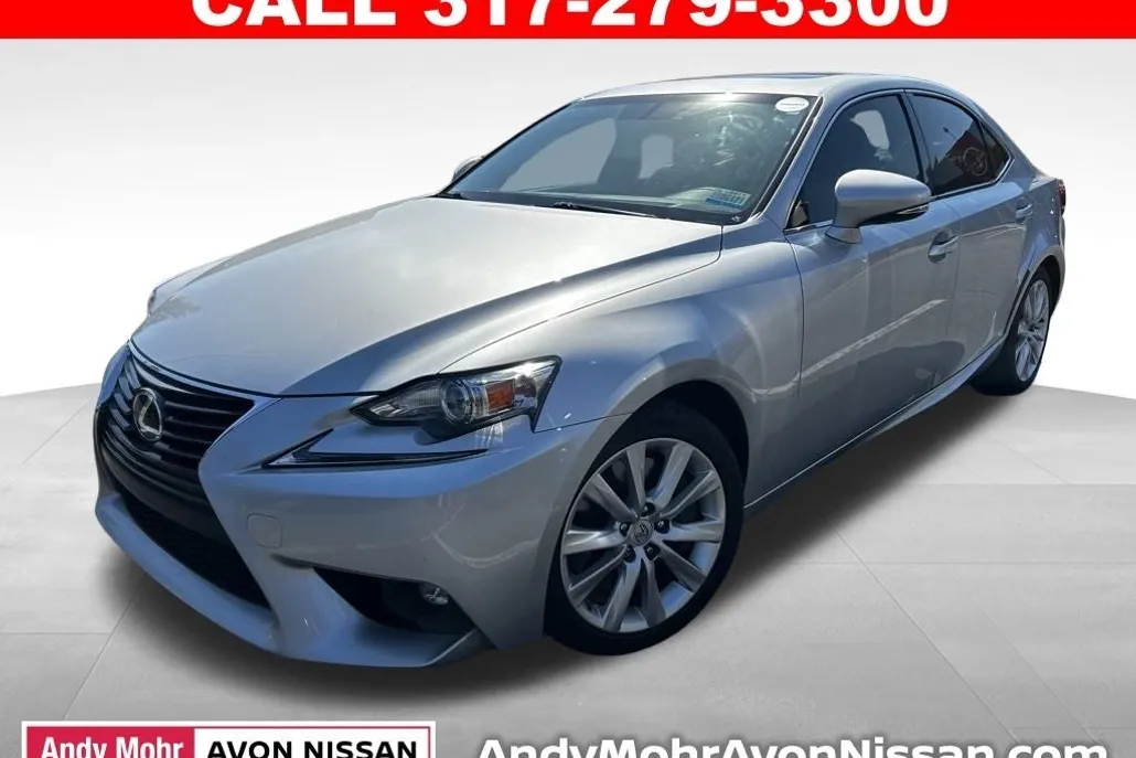 2016 Lexus IS 200t photo 1