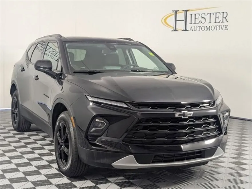 2023 Chevrolet Blazer 2LT photo 1