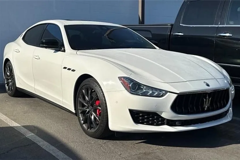 2019 Maserati Ghibli S photo 1