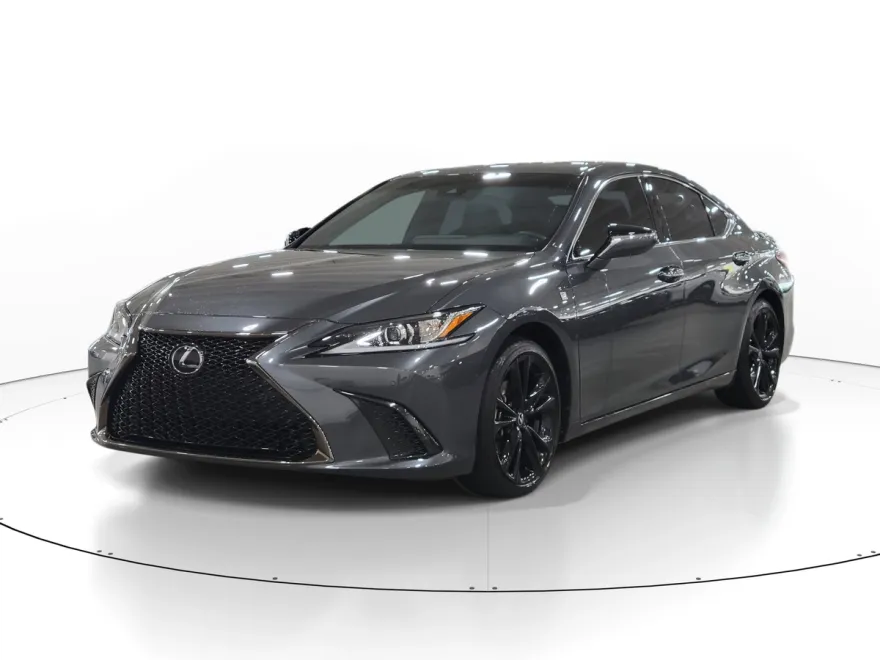2022 Lexus ES F SPORT photo 1