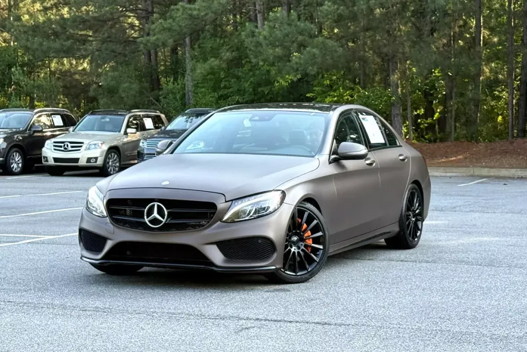 2016 Mercedes Benz C 300 Sedan photo 1