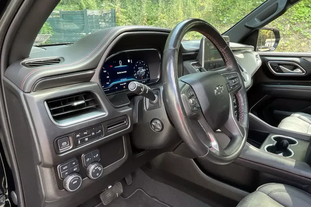 2022 Chevrolet Tahoe RST photo 1