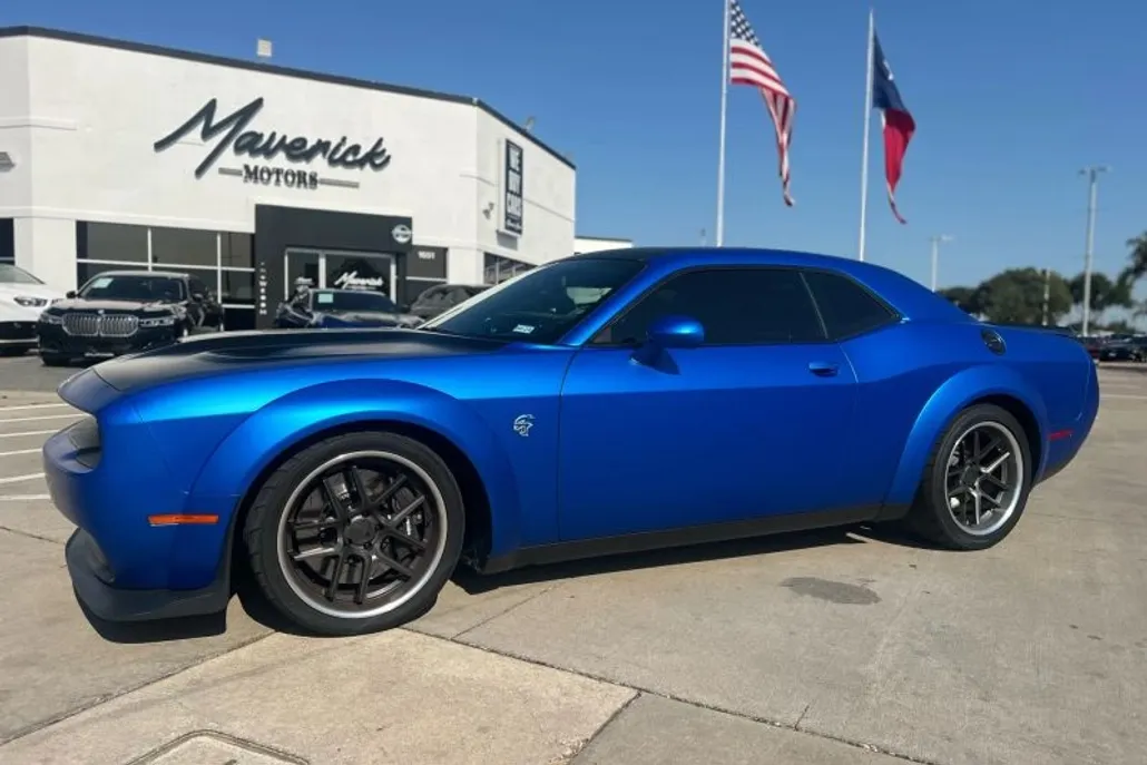 2018 Dodge Challenger SRT8 Hellcat Widebody photo 1