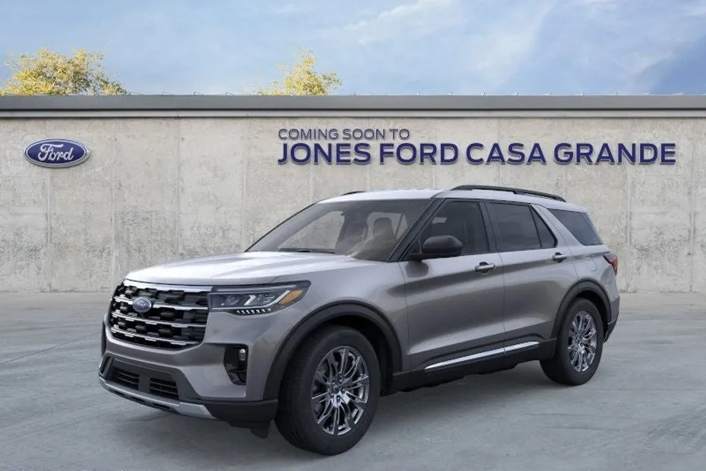 2025 Ford Explorer photo 1