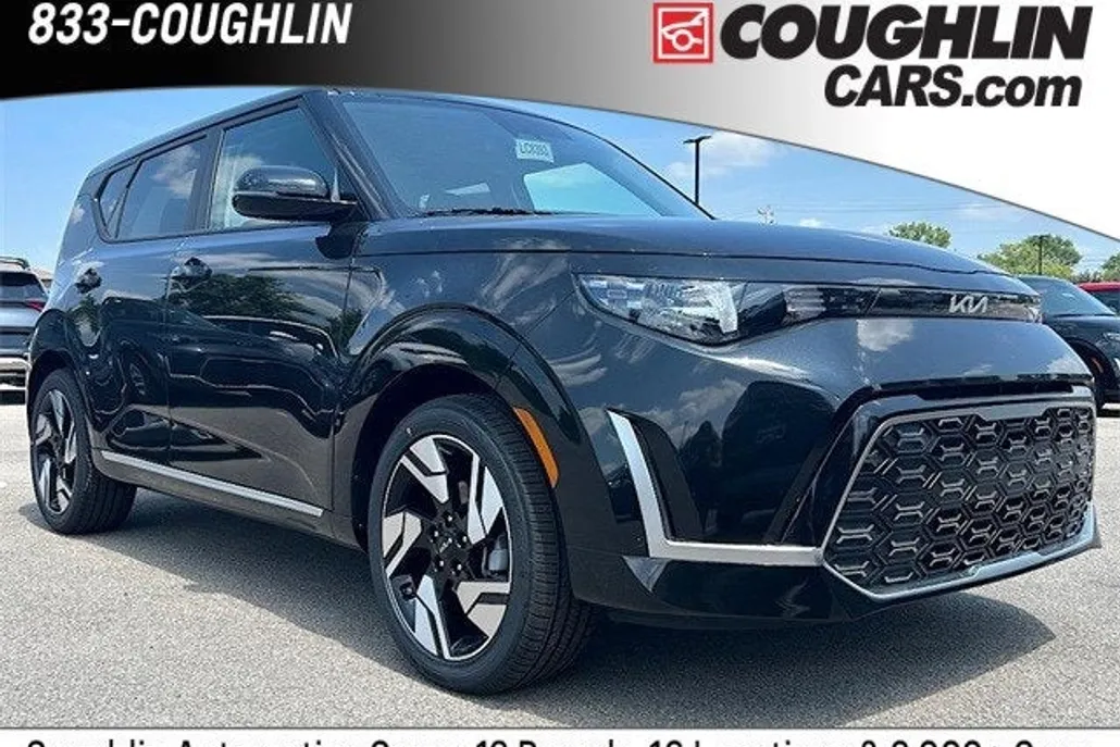 2025 Kia Soul GT-Line photo 1