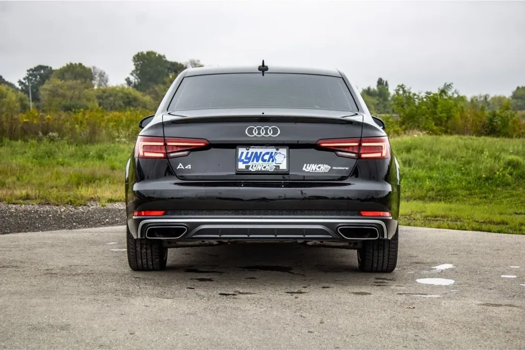2019 Audi A4 Quattro Premium Plus photo 1
