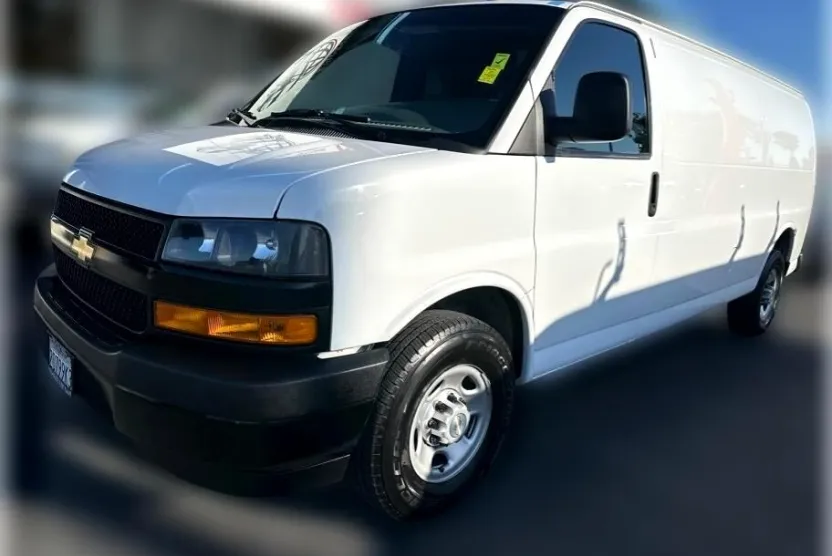 2021 Chevrolet Express 2500 Cargo photo 1