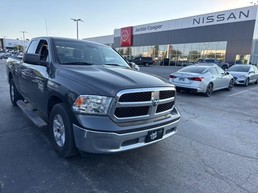 2019 Ram 1500 Classic Tradesman photo 1