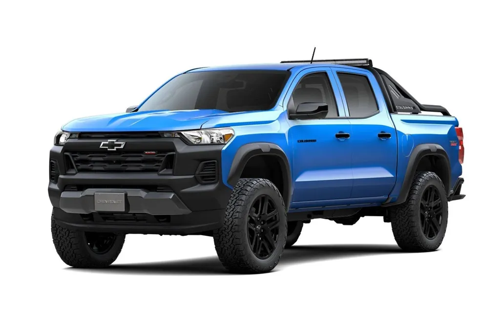 2025 Chevrolet Colorado Trail Boss photo 1
