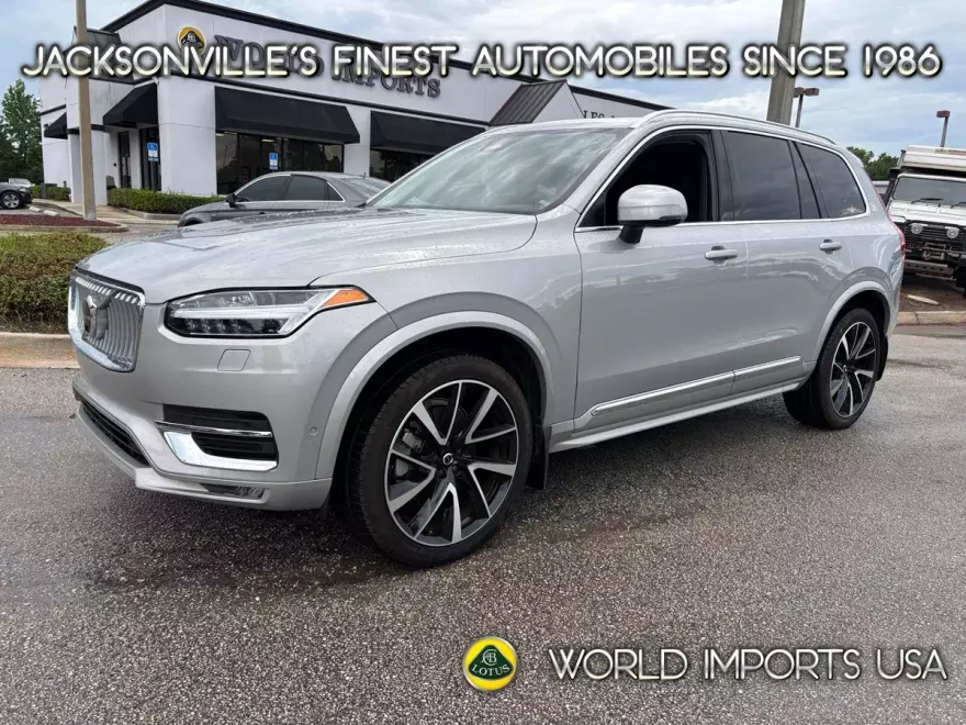 2023 Volvo XC90 Plus photo 1