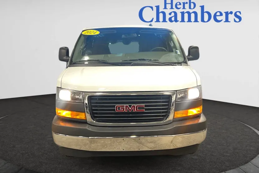 2024 Gmc Savana Cargo 2500 photo 1