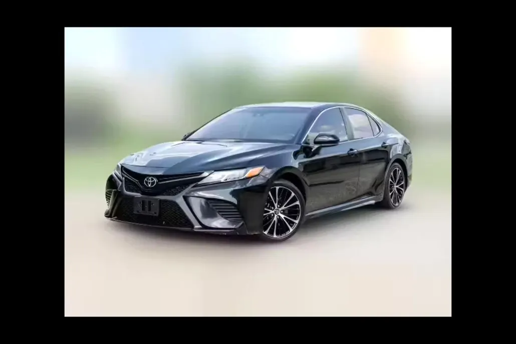 2019 Toyota Camry XSE photo 1