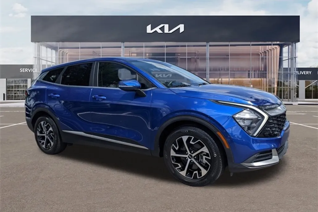 2023 Kia Sportage EX photo 1